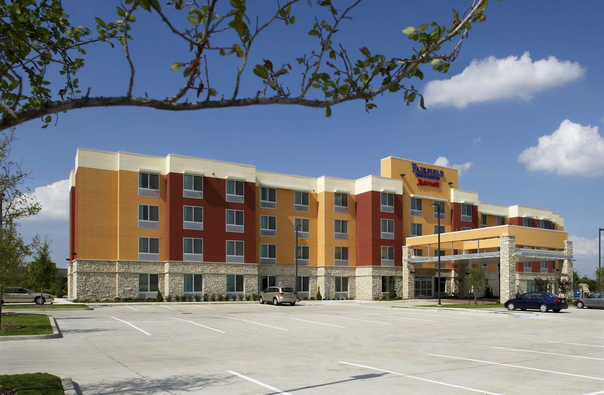 Fairfield Inn & Suites By Marriott Dallas Plano The Colony Extérieur photo